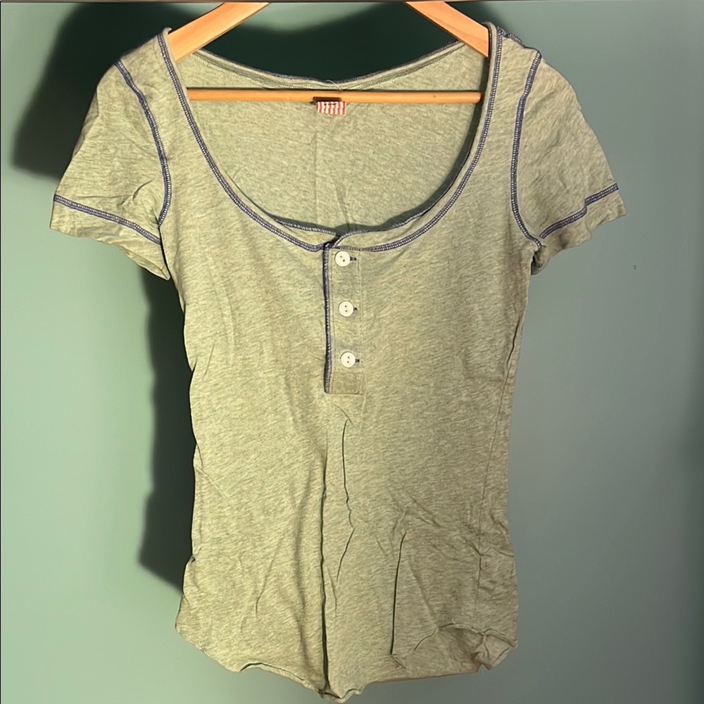 Women's Green Top with Blue Accents